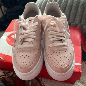 Nike Court Vision Alta